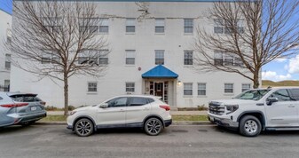 1008 Rittenhouse St NW in Washington, DC - Building Photo