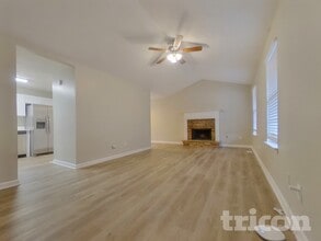 210 Legend Dr in Dallas, GA - Building Photo - Building Photo