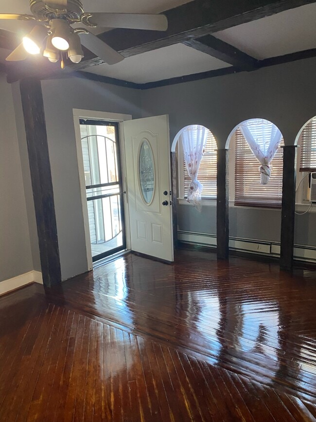 421 Halsted St, Unit 1