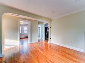 213 4th Ave in Hawthorne, NJ - Building Photo - Building Photo