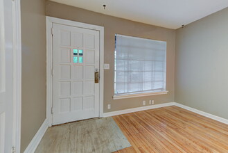 1005 W Eufaula St in Norman, OK - Building Photo - Building Photo