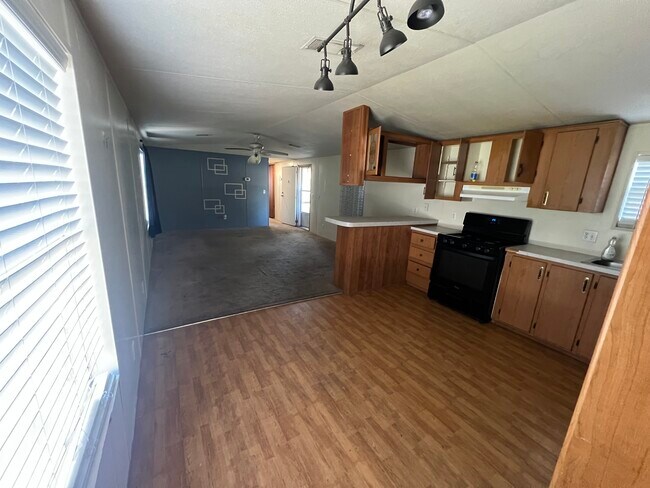 2733 Sam Keen Rd in Lake Wales, FL - Building Photo - Building Photo