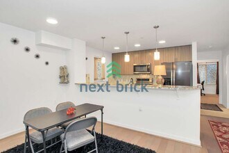 1438 158th Ct NE in Bellevue, WA - Building Photo - Building Photo