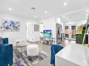 4601 NE 4th Ave in Fort Lauderdale, FL - Building Photo - Building Photo