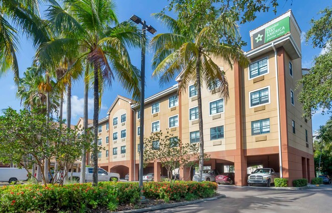 Furnished Studio-Ft. Lauderdale - Cruise P in Fort Lauderdale, FL - Building Photo - Building Photo