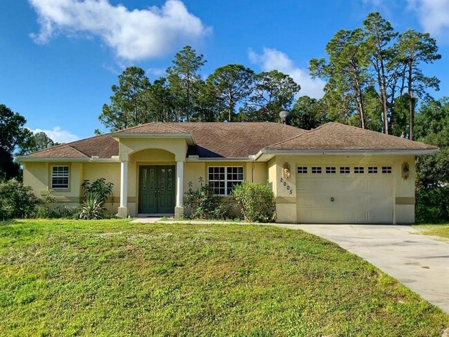 property at 2005 Vilano Ave