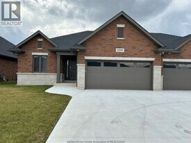 1295 Tom Toth St in Windsor, ON - Building Photo