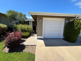 1031 NE Watt Way in Bend, OR - Building Photo