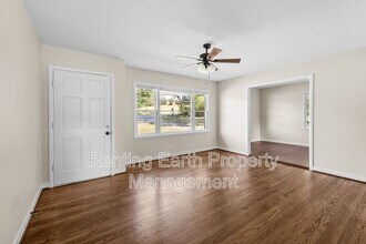 2224 3rd St NW in Center Point, AL - Building Photo - Building Photo