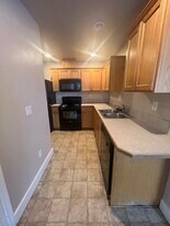 1266 N E 2 1/2 St in Meridian, ID - Building Photo