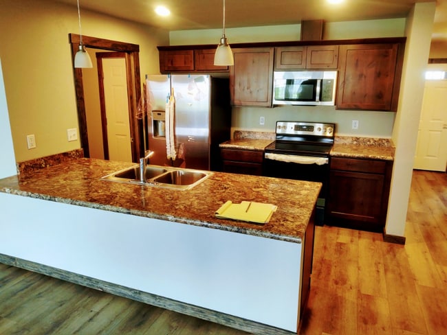 1383 Destiny Ln in Kalispell, MT - Building Photo - Building Photo