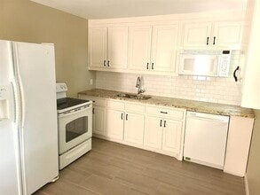 4244 Asbury Ave in Fort Worth, TX - Building Photo - Building Photo