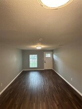 104 N Main St in Blooming Grove, TX - Building Photo - Building Photo