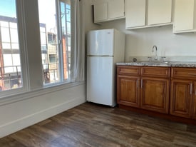 489 14th St, Unit 4 in San Francisco, CA - Building Photo