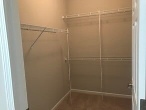 1610 E Southfield Cir in Memphis, TN - Building Photo - Building Photo