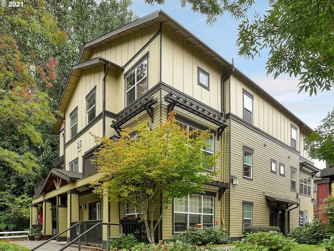 22814 SW Forest Creek Dr in Sherwood, OR - Building Photo - Building Photo