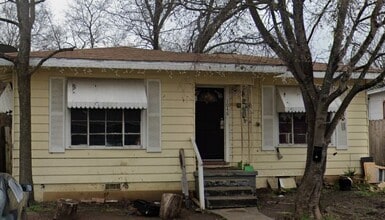 1046 Poinsettia in San Antonio, TX - Foto de edificio - Building Photo
