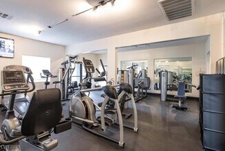 8600 W Charleston Blvd, Unit 2183 in Las Vegas, NV - Building Photo - Building Photo