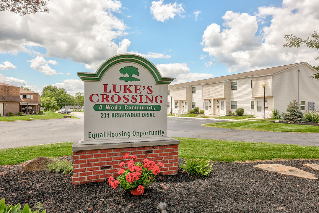 Lukes Crossing in Johnstown, OH - Building Photo