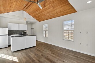 13415 Crane Rd in Buda, TX - Building Photo - Building Photo