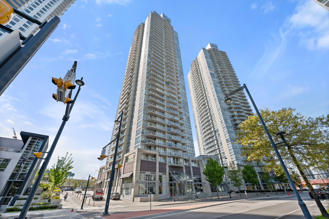 9981 Whalley Blvd in Surrey, BC - Building Photo