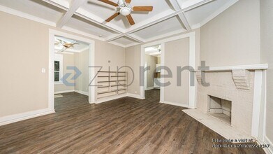146 Fairview Ave in San Antonio, TX - Building Photo - Building Photo