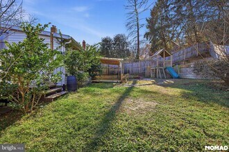 303 Mansfield Rd in Silver Spring, MD - Building Photo - Building Photo