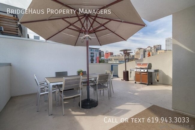 875 G St in San Diego, CA - Building Photo - Building Photo