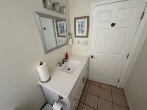 3926 W 59th St in Los Angeles, CA - Foto de edificio - Building Photo