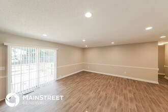 11028 Woodland Dr in Mc Calla, AL - Foto de edificio - Building Photo