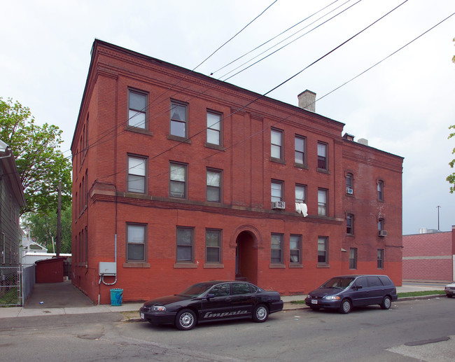 96 Exchange St in Chicopee, MA - Building Photo - Building Photo