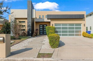 19 Rice Ave in McAllen, TX - Building Photo