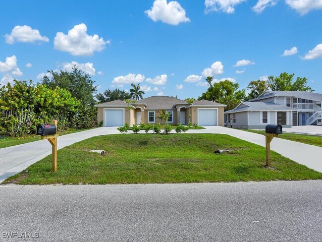 property at 1515 SW 48th Terrace