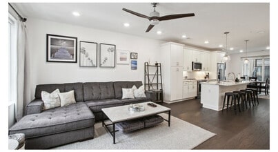 1050 Stacks Ave SE, Unit Atlanta Condo in Atlanta, GA - Building Photo - Building Photo
