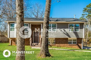 6594 Davison Rd in Pinson, AL - Building Photo