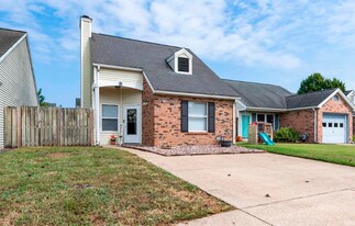 5928 Crossfield Dr in Evansville, IN - Building Photo