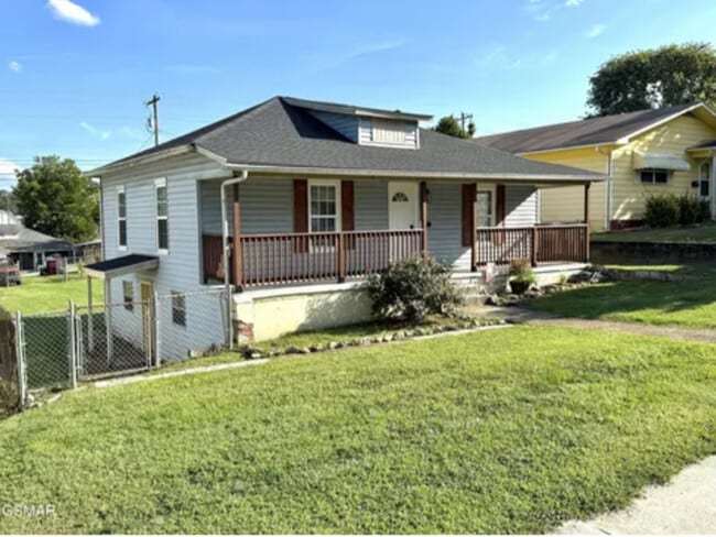 275 Glascock St in Alcoa, TN - Building Photo - Building Photo
