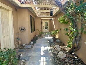 295 Cordoba Way in Palm Desert, CA - Building Photo - Building Photo