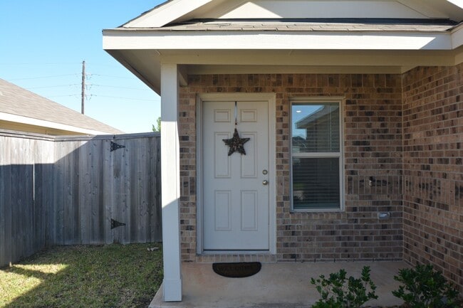 379 Jewett Meadow Dr in Magnolia, TX - Building Photo - Building Photo