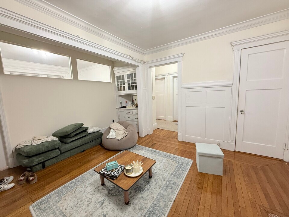 452 Park Dr in Boston, MA - Building Photo