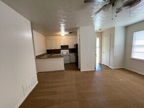 2409 45th St in Lubbock, TX - Building Photo - Building Photo