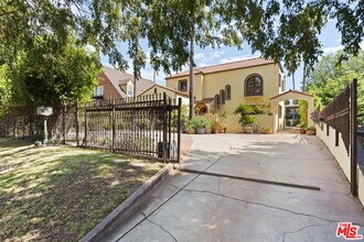 664 S Highland Ave in Los Angeles, CA - Building Photo - Building Photo