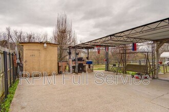 465 Clearwater Dr in Nashville, TN - Building Photo - Building Photo