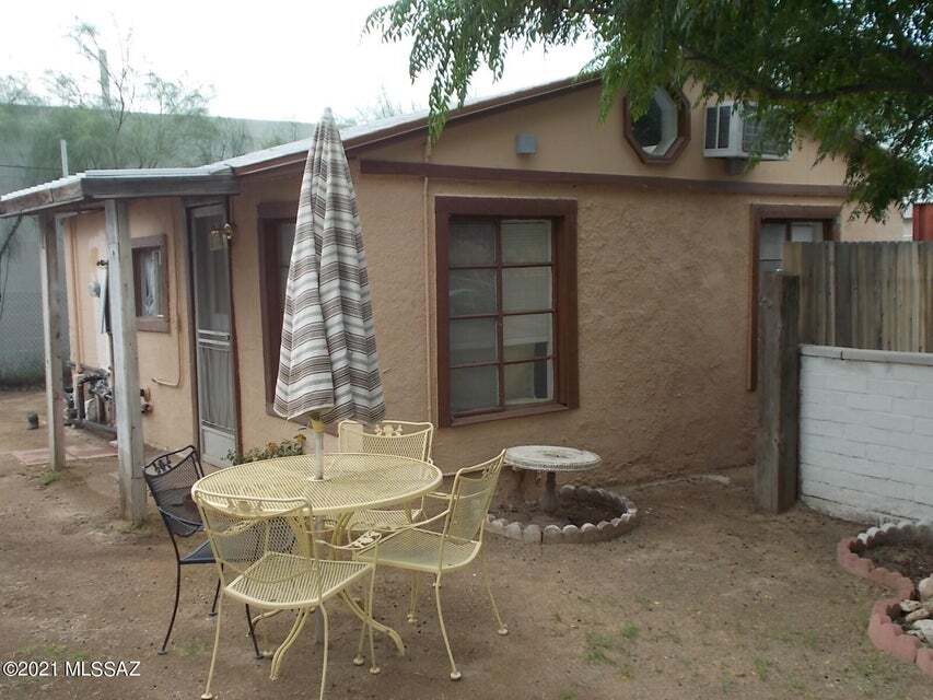 3777 E Hardy Dr in Tucson, AZ - Building Photo