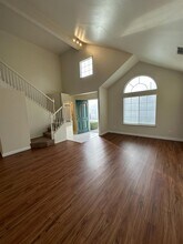 273 W Cromwell Ave in Clovis, CA - Building Photo - Building Photo