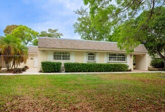 17252 SW 112th Pl in Miami, FL - Building Photo - Building Photo
