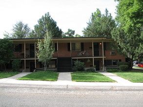 Foothills Apartments in Boise, ID - Foto de edificio - Building Photo