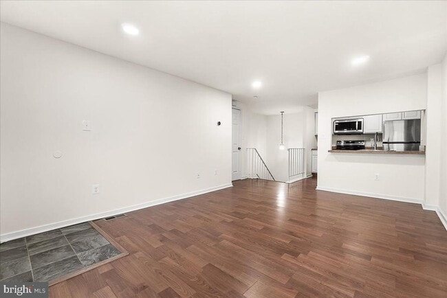 9713 Hellingly Pl in Gaithersburg, MD - Building Photo - Building Photo