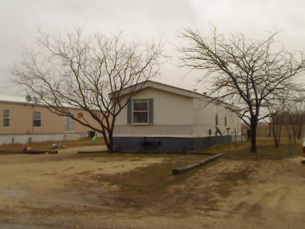 173 High Cotton Pkwy in Merkel, TX - Foto de edificio