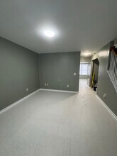 240 Kentucky Ave in Petersburg, VA - Foto de edificio - Building Photo